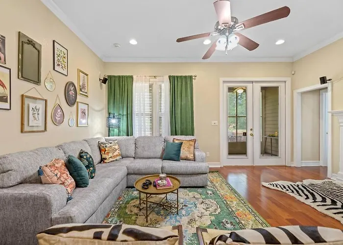 Burnside Beauty 4br Pingpong Patio Tallahassee