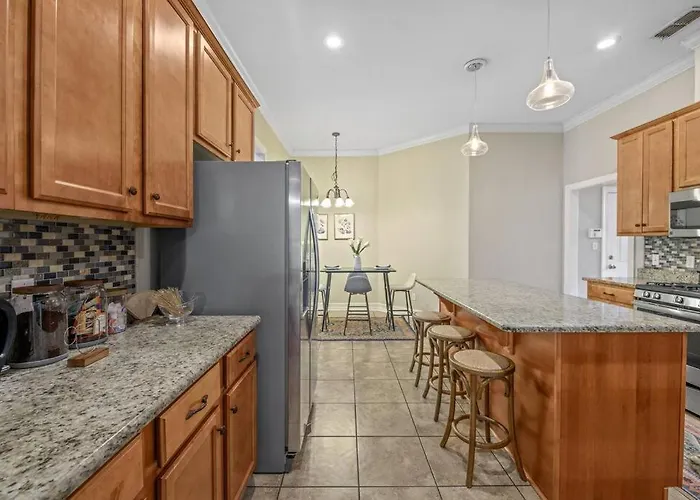 Burnside Beauty 4br Pingpong Patio