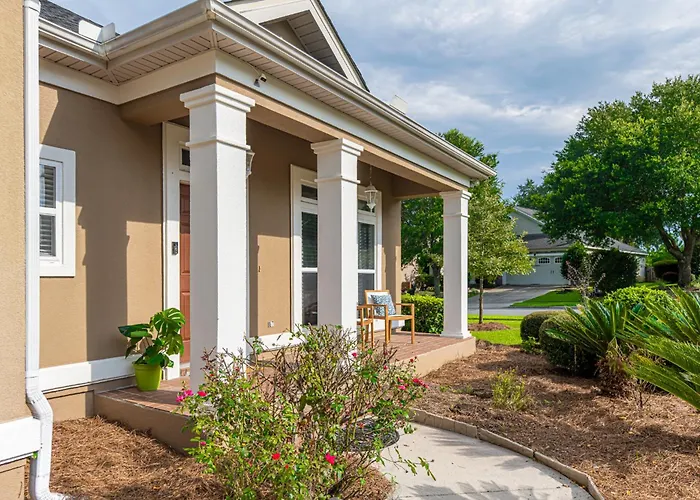 Burnside Beauty 4br Pingpong Patio * Tallahassee